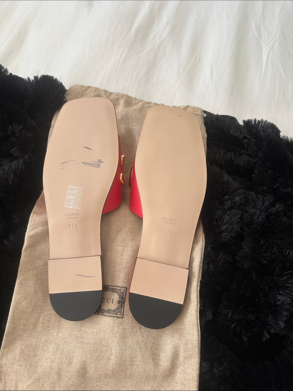 Gucci Red Leather Logo Slide Mules with Gold Lettering - Picture 2 of 4